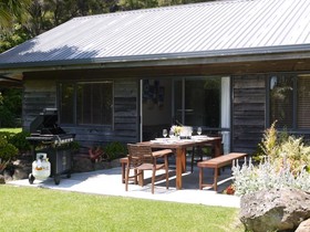 Bay of Islands Holiday Apartments and Campervan Park Trading Ltd.