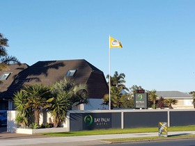 Bay Palm Motel