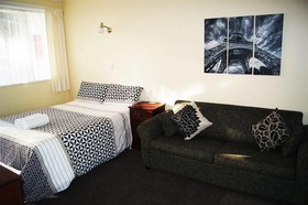 Eastland Motor Lodge