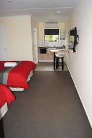 Eastland Motor Lodge