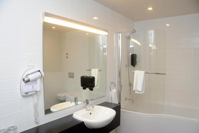 Emerald Hotel