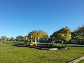 Tudor Park Motel