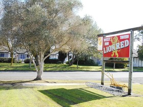 Tudor Park Motel