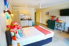 Ashwood Manor