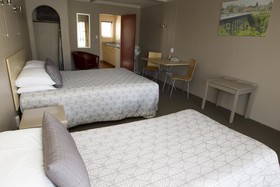 Aspen Manor Motel