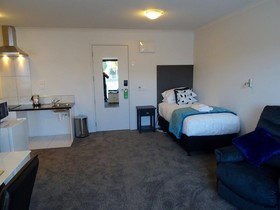 BKs Hamilton Motel