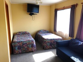 Grosvenor Motor Inn & Conference Centre
