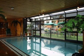 Grosvenor Motor Inn & Conference Centre