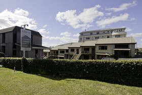Lake Point Motel