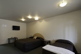 Lake Point Motel