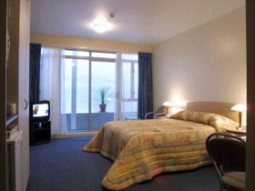 Victoria Suites