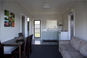 Apple Motor Inn