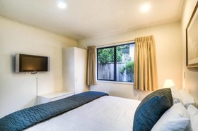 Claremonte Motor Lodge