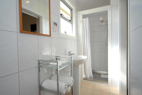 Frimley Lodge Motel