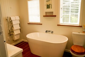 Gatehouse Mana Lodge