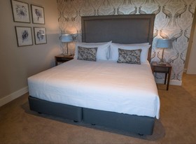 Porters Boutique Hotel