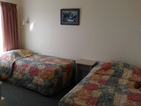 Avon Motel