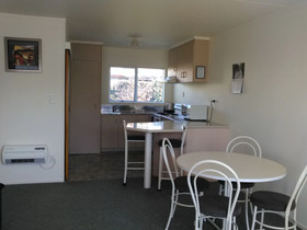 Avon Motel