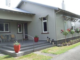Tairoa Lodge & Cottage