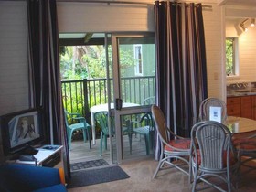 Colonial House Motel