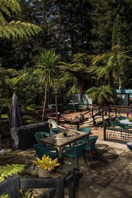 Woodlands Motel & Conference Venue