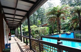 Woodlands Motel & Conference Venue
