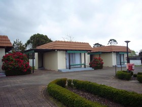 Travelodge Motel