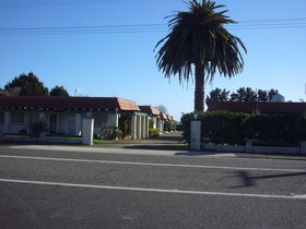Travelodge Motel