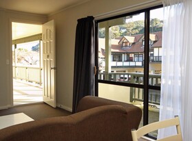 Champers Motor Inn