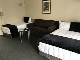Green Gables Motel