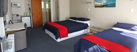 Hotel Midway Pacifica Lodge