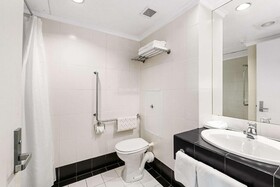Quality Inn Angus