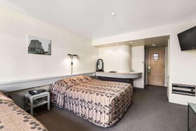 Quality Inn Angus