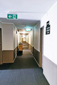 Airport Palms Hotel