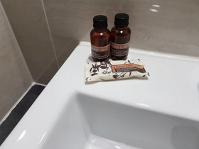 Airport Palms Hotel