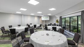 Holiday Inn Auckland Airport