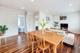 Kiwi Holiday Home Near Airport
