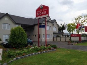 Asure Camelot Arms Motor Lodge
