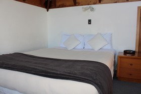 Bucklands Beach Waterfront Motel