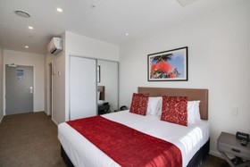 Ramada Suites by Wyndham Auckland Manukau Pacfic Centre