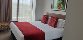 Ramada Suites by Wyndham Auckland Manukau Pacfic Centre