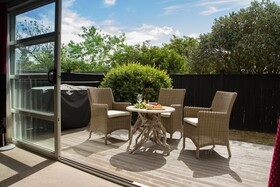 Martinborough Mews
