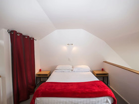 The Claremont Motel & Apartments
