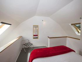 The Claremont Motel & Apartments