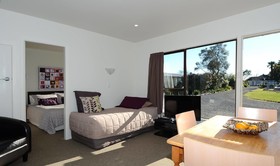 Cornwall Park Motel
