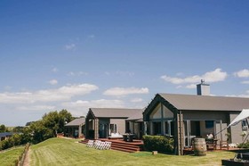 Sugarloaf Lodge
