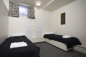 Opal Hot Springs And Holiday Park