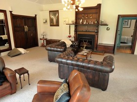Oak Lane Lodge