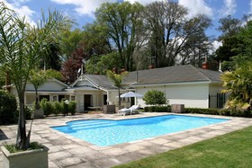 Oak Lane Lodge