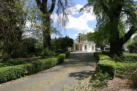 Oak Lane Lodge